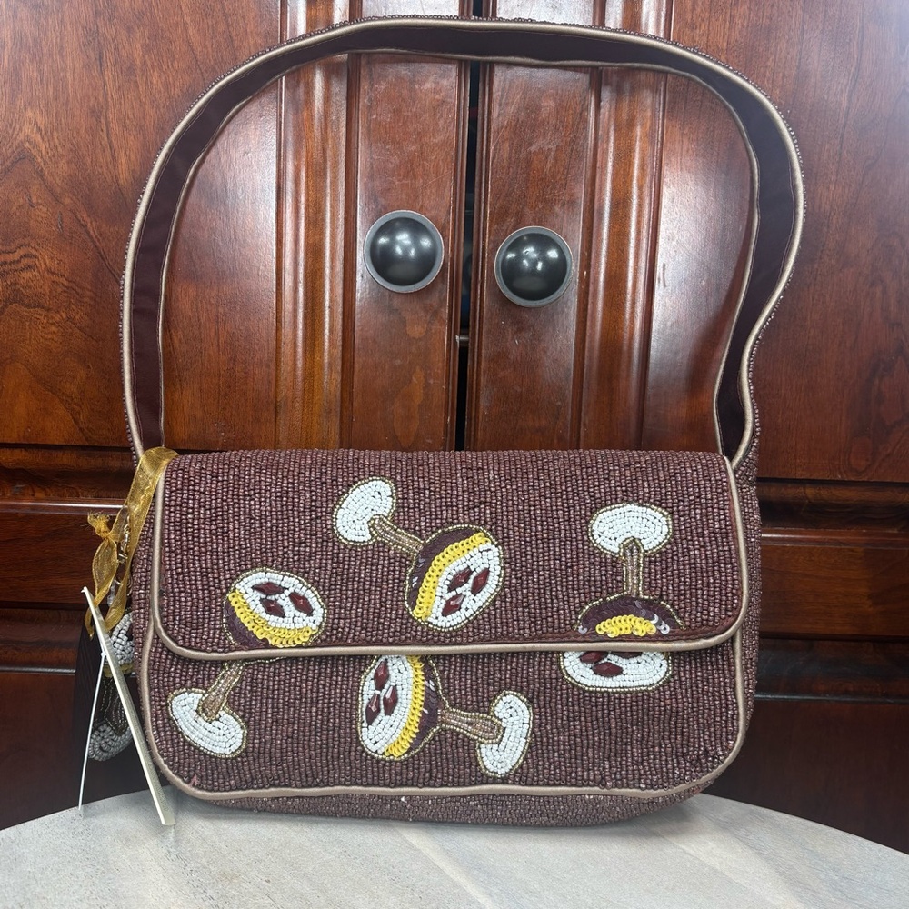 Chic Brown Beaded Shoulder Bag with Mushroom Design
